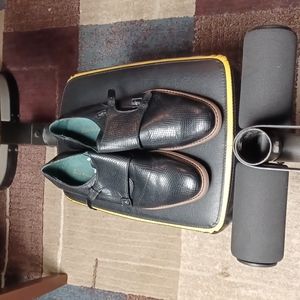 Mens shoes